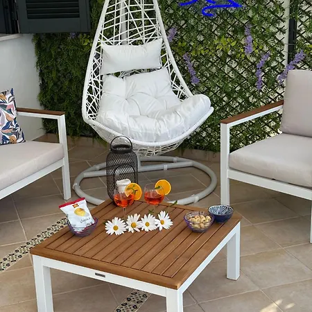 לינה וארוחת בוקר Blu Vesuvius 4*