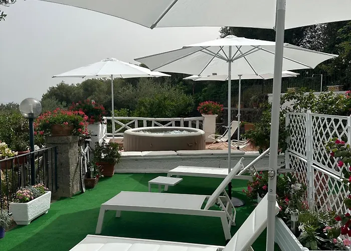 ベッド・アンド・ブレックファスト Blu Vesuvius