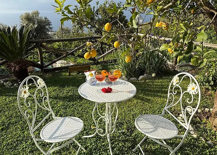 ベッド・アンド・ブレックファスト Blu Vesuvius ソレント